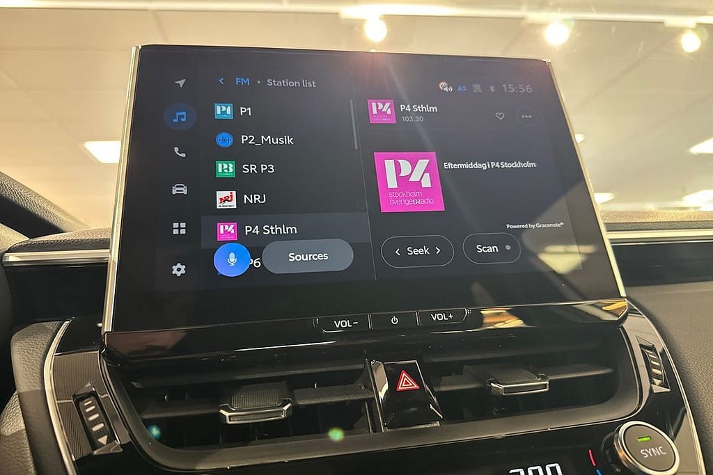 Vehicle Image 15