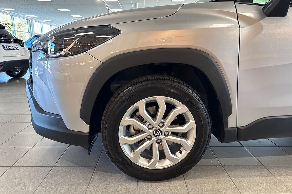 Vehicle Image 17