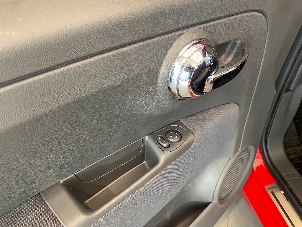 Vehicle Image 20