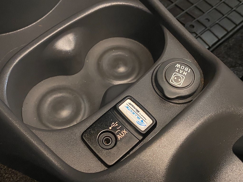 Vehicle Image 42