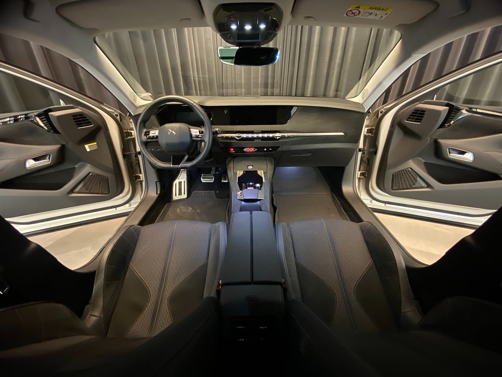 Vehicle Image 50