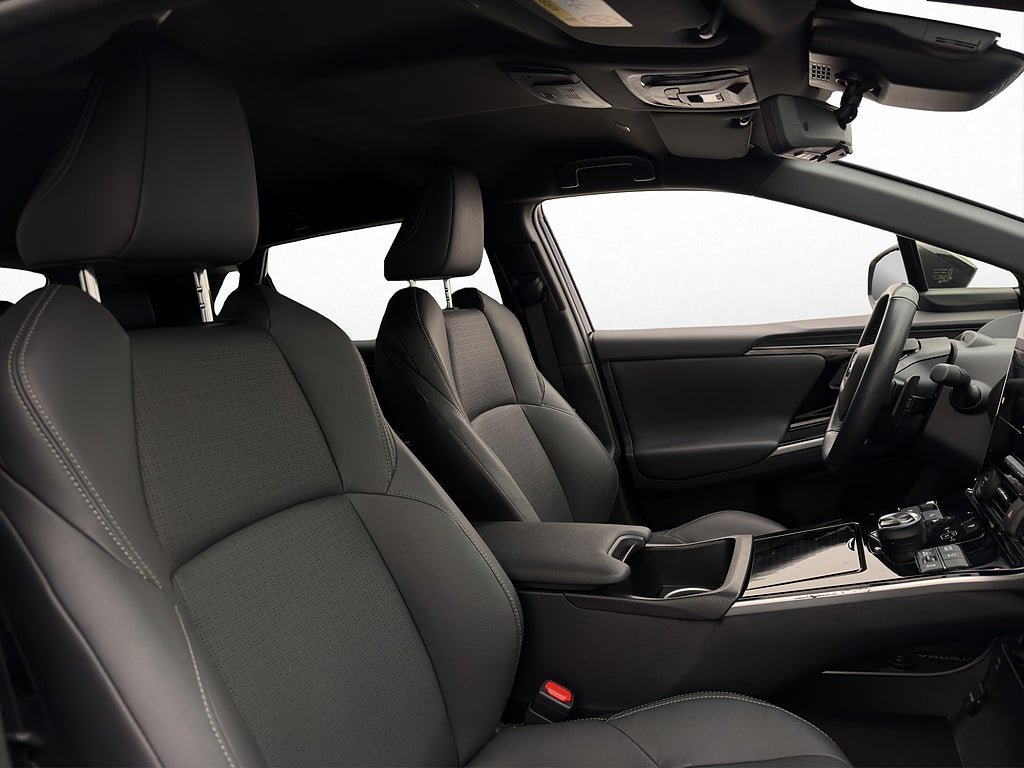 Vehicle Image 30