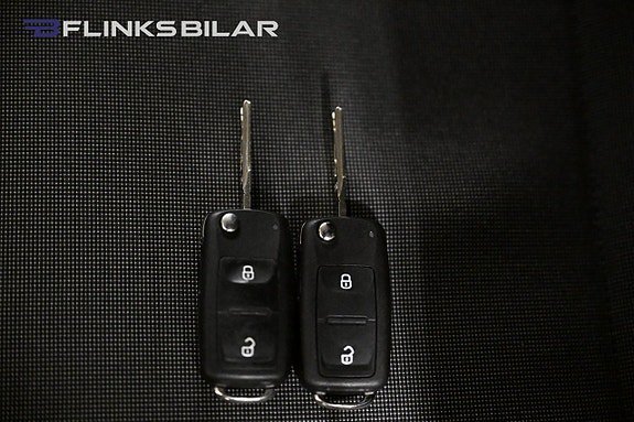 Vehicle Image 32