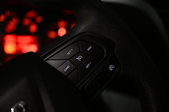 Vehicle Image 27