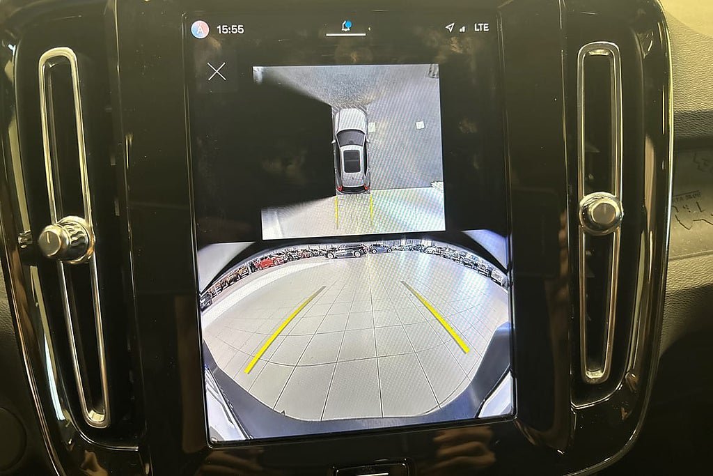 Vehicle Image 18