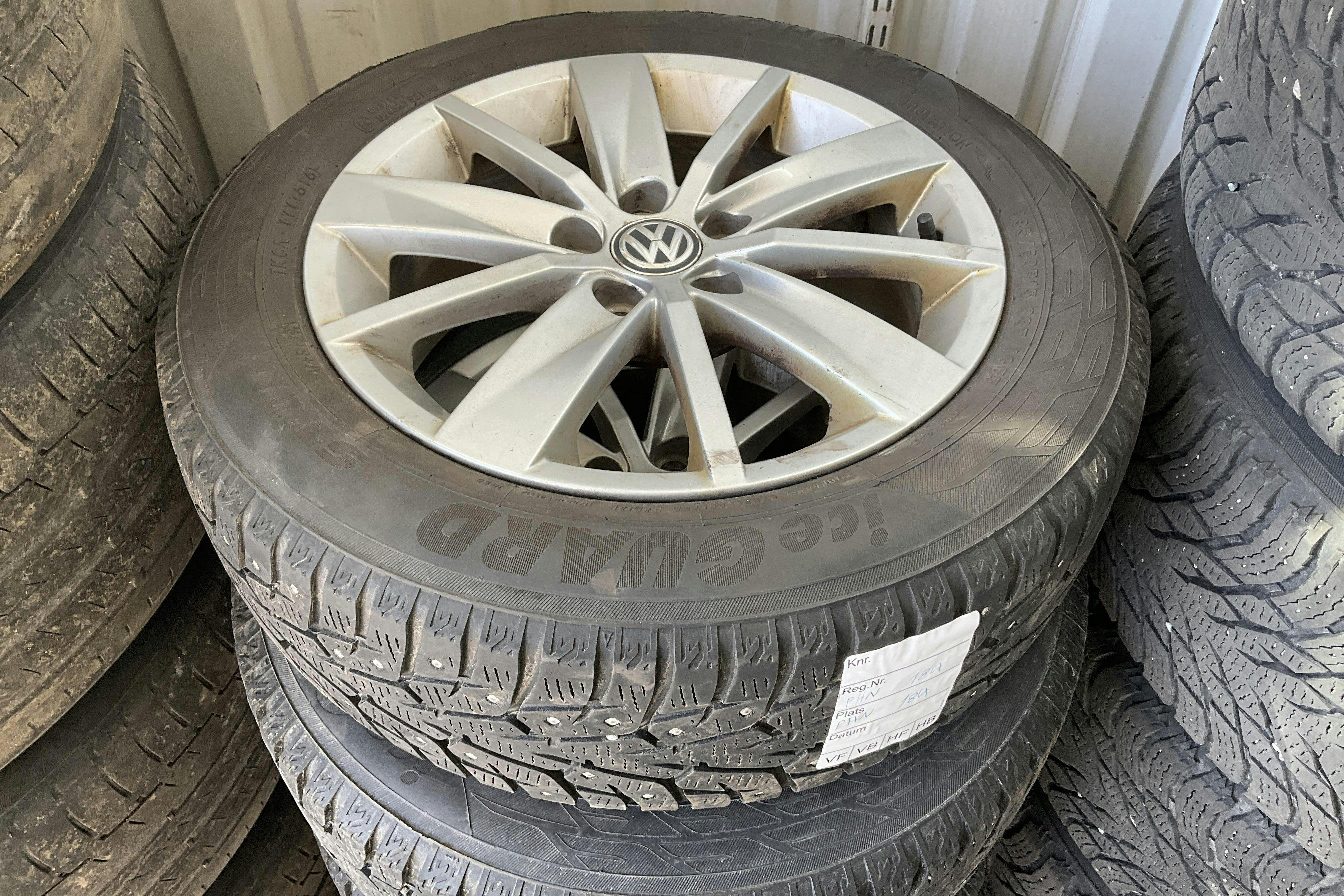 Vehicle Image 11