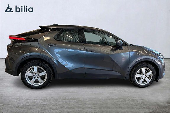 Vehicle Image 17