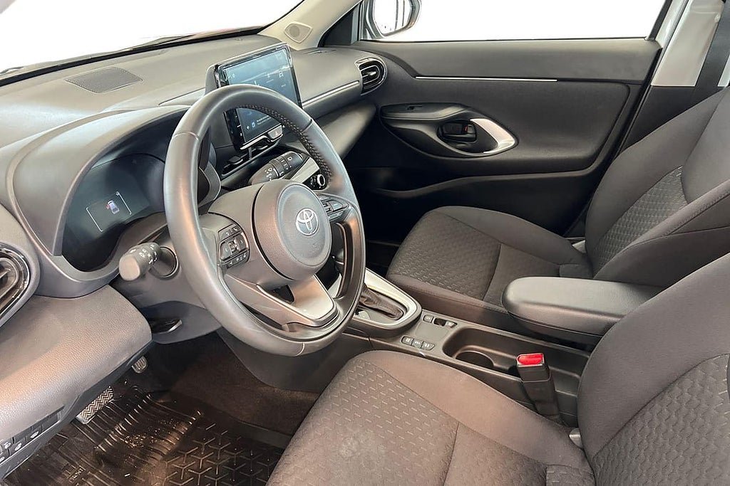 Vehicle Image 14