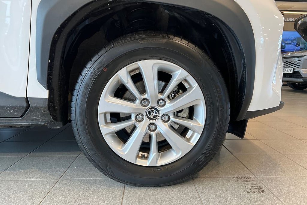 Vehicle Image 17