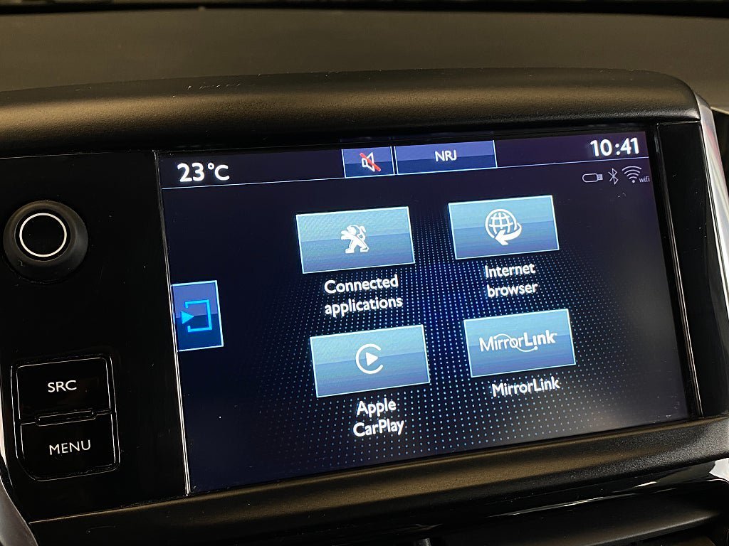 Vehicle Image 19