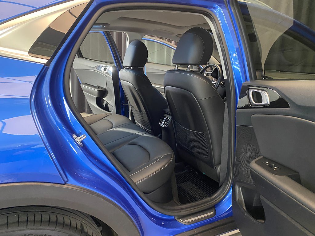 Vehicle Image 34