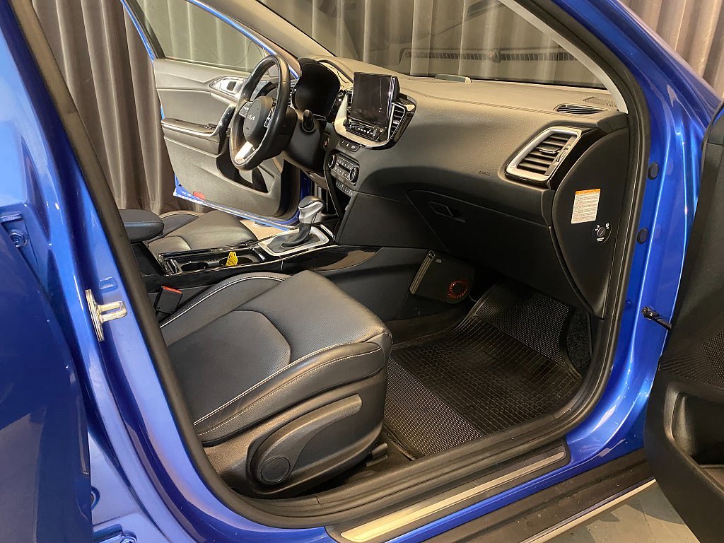 Vehicle Image 36