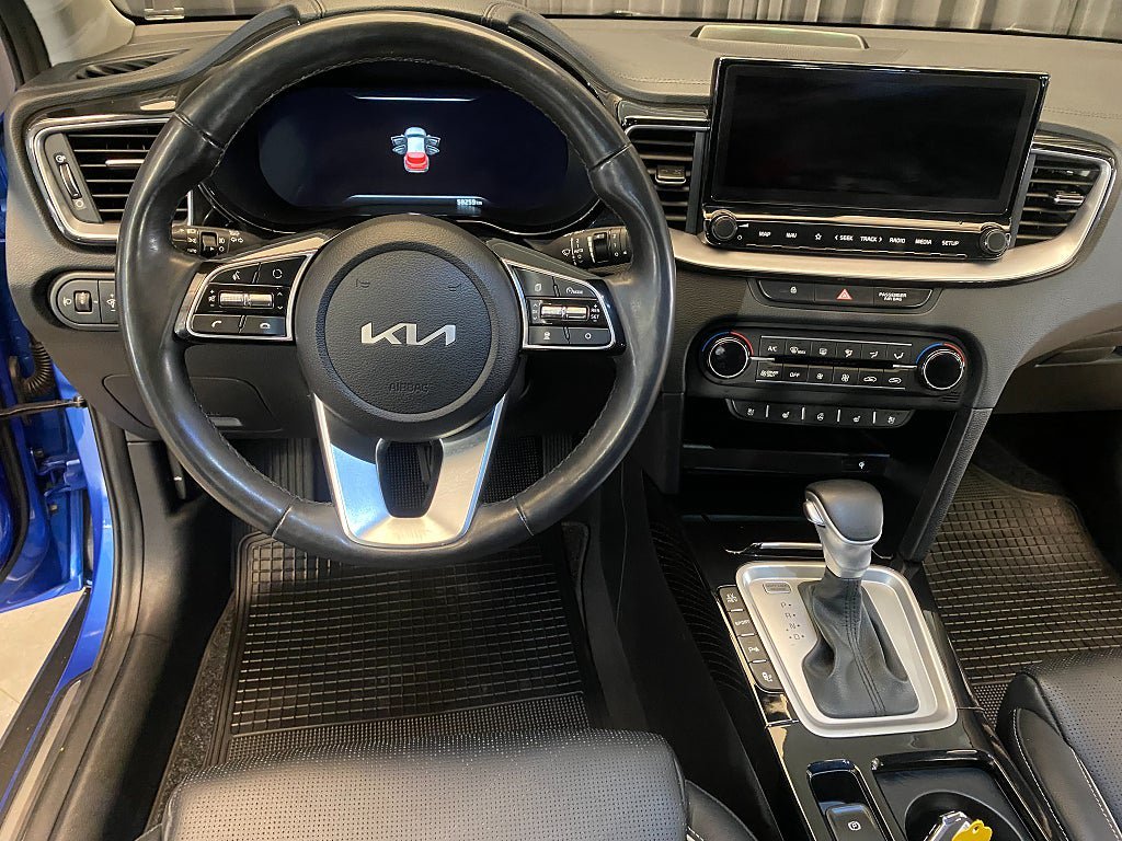 Vehicle Image 40