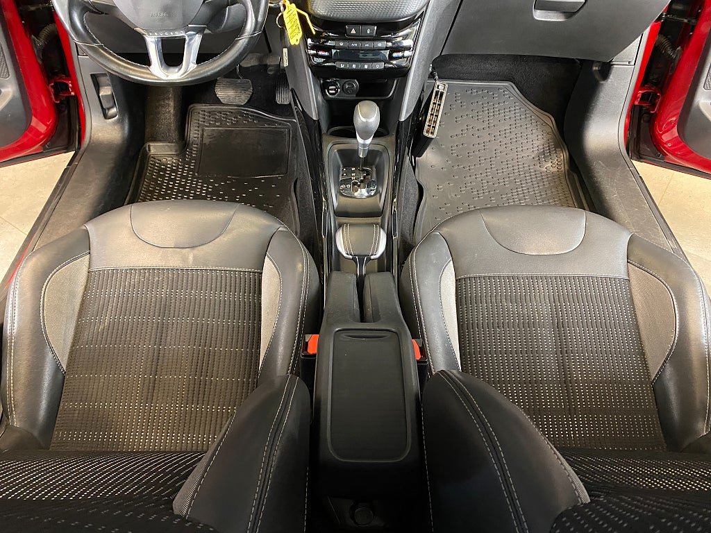Vehicle Image 45