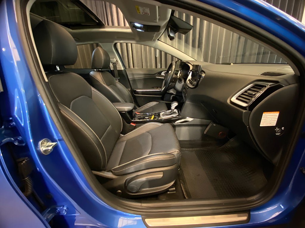 Vehicle Image 70