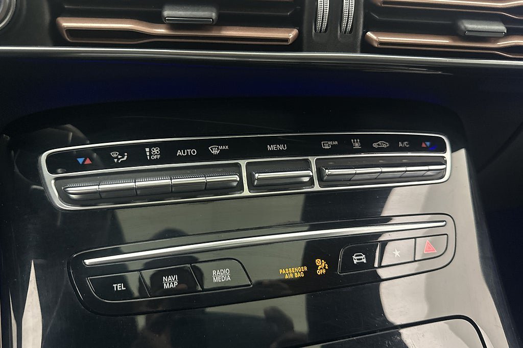 Vehicle Image 27