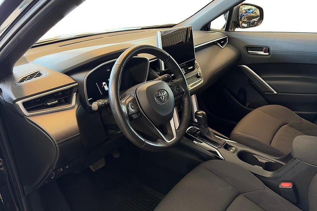 Vehicle Image 12
