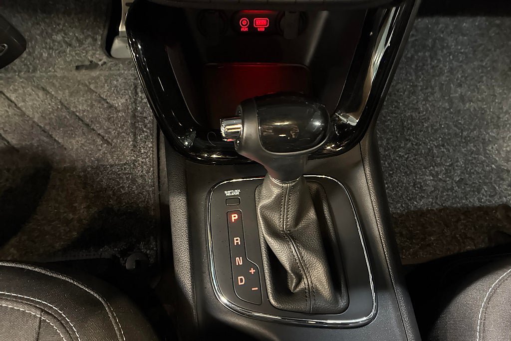 Vehicle Image 21