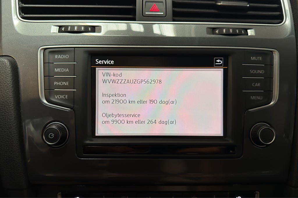Vehicle Image 18
