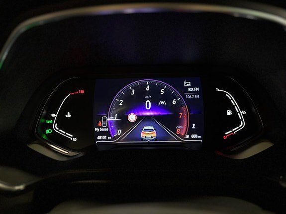 Vehicle Image 11