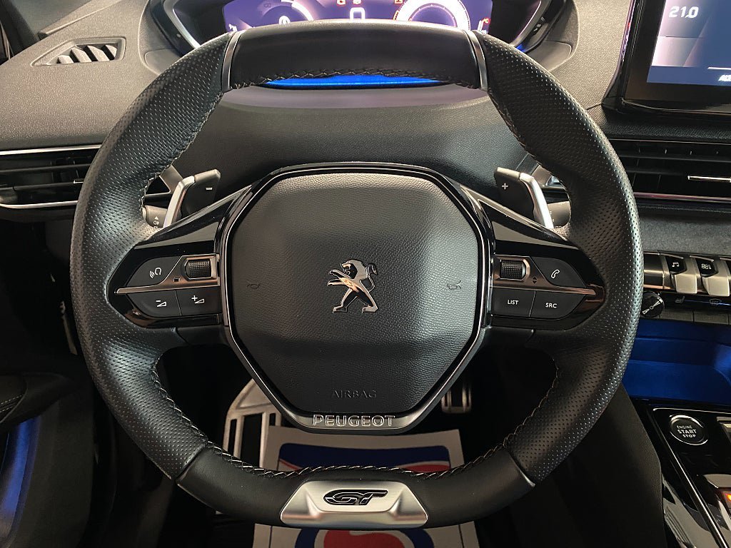 Vehicle Image 24