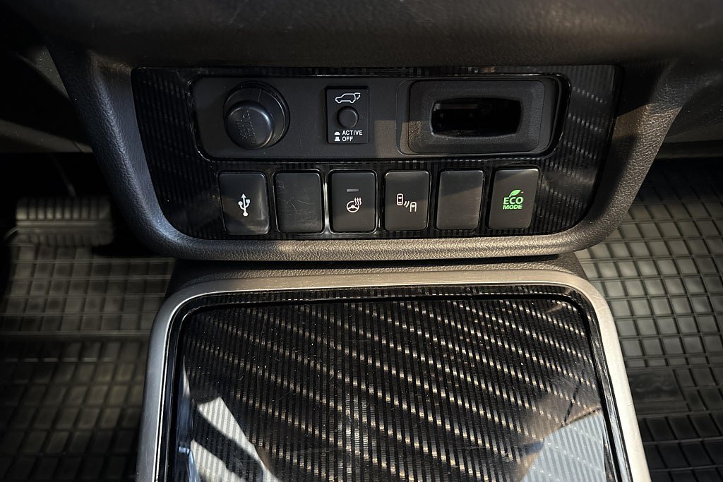 Vehicle Image 26