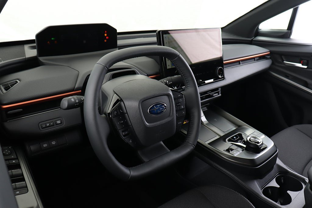 Vehicle Image 10
