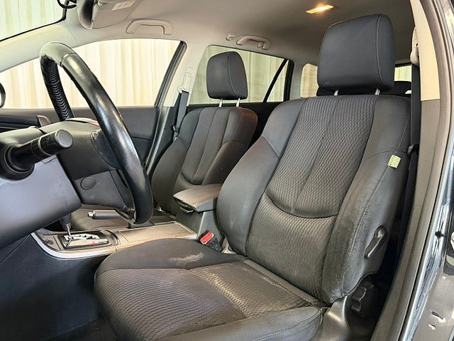 Vehicle Image 21