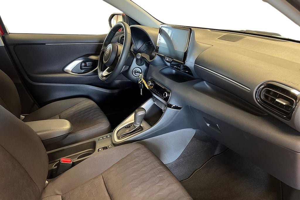 Vehicle Image 7