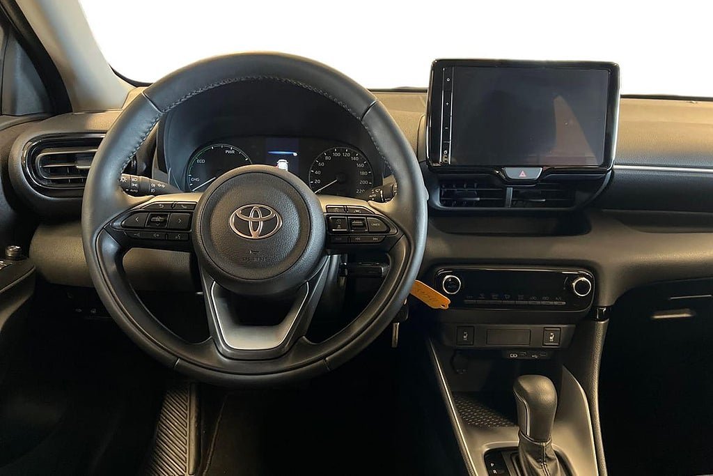 Vehicle Image 10