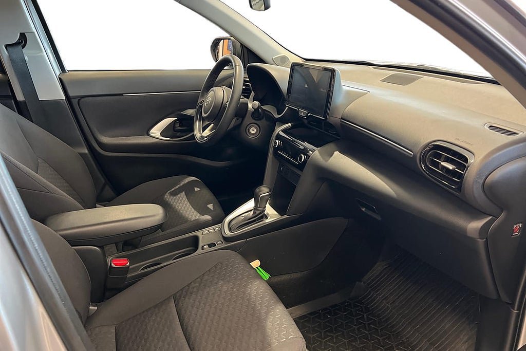 Vehicle Image 7