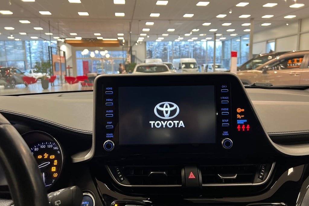 Vehicle Image 15