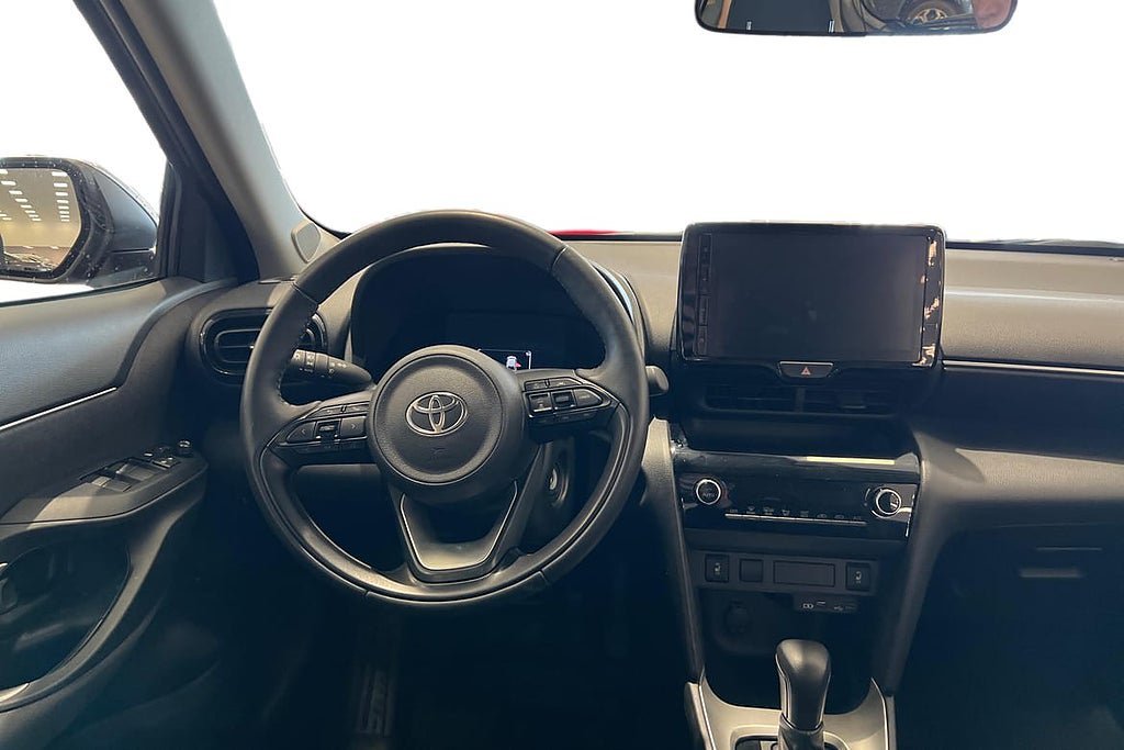 Vehicle Image 11