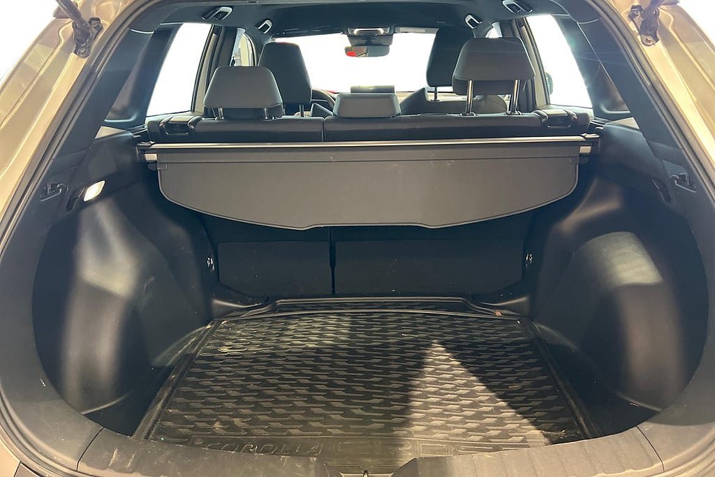 Vehicle Image 12