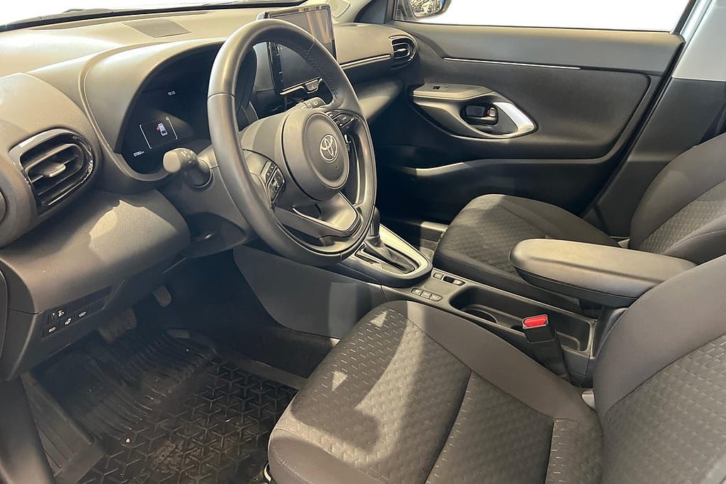 Vehicle Image 14