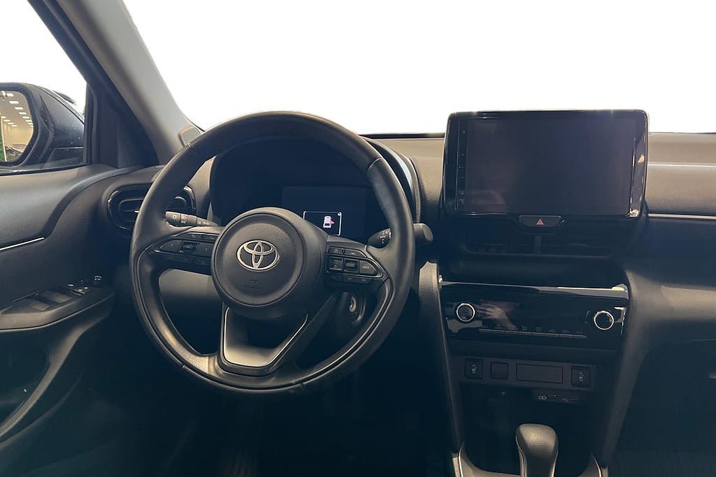Vehicle Image 11