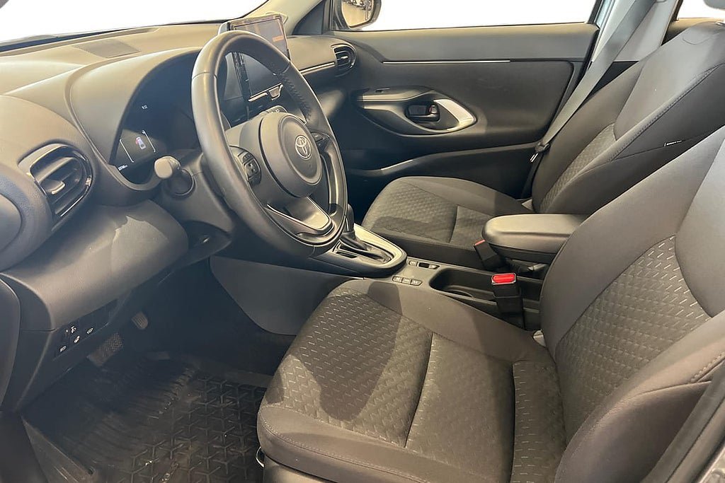 Vehicle Image 14