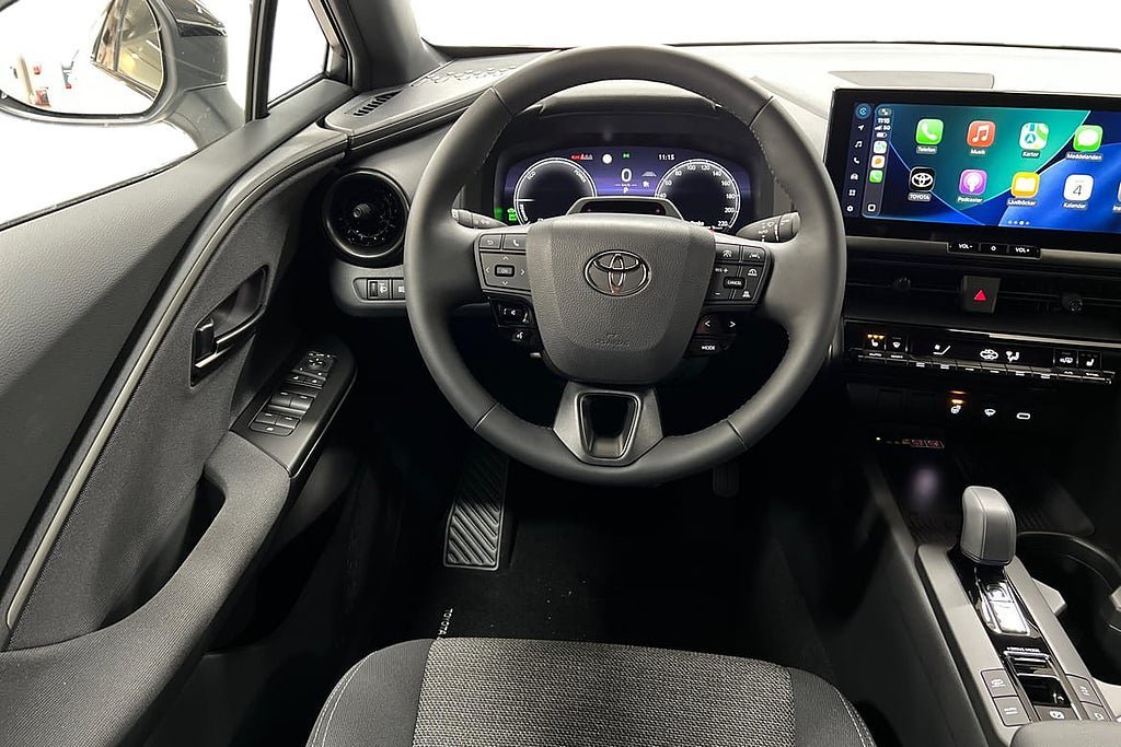 Vehicle Image 9