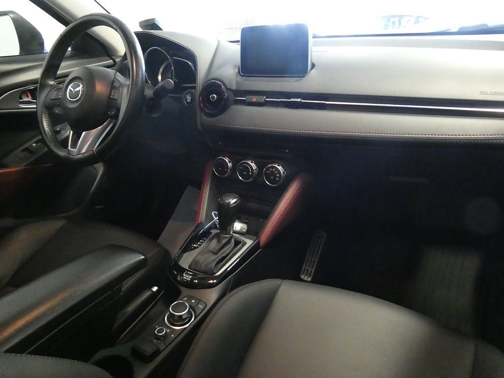 Vehicle Image 13