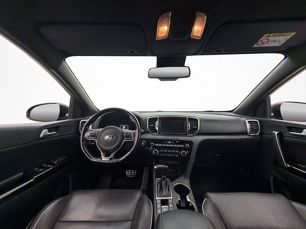 Vehicle Image 12