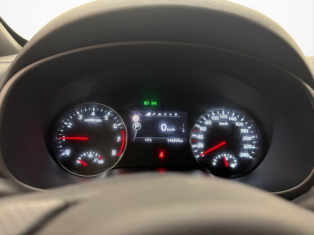 Vehicle Image 18