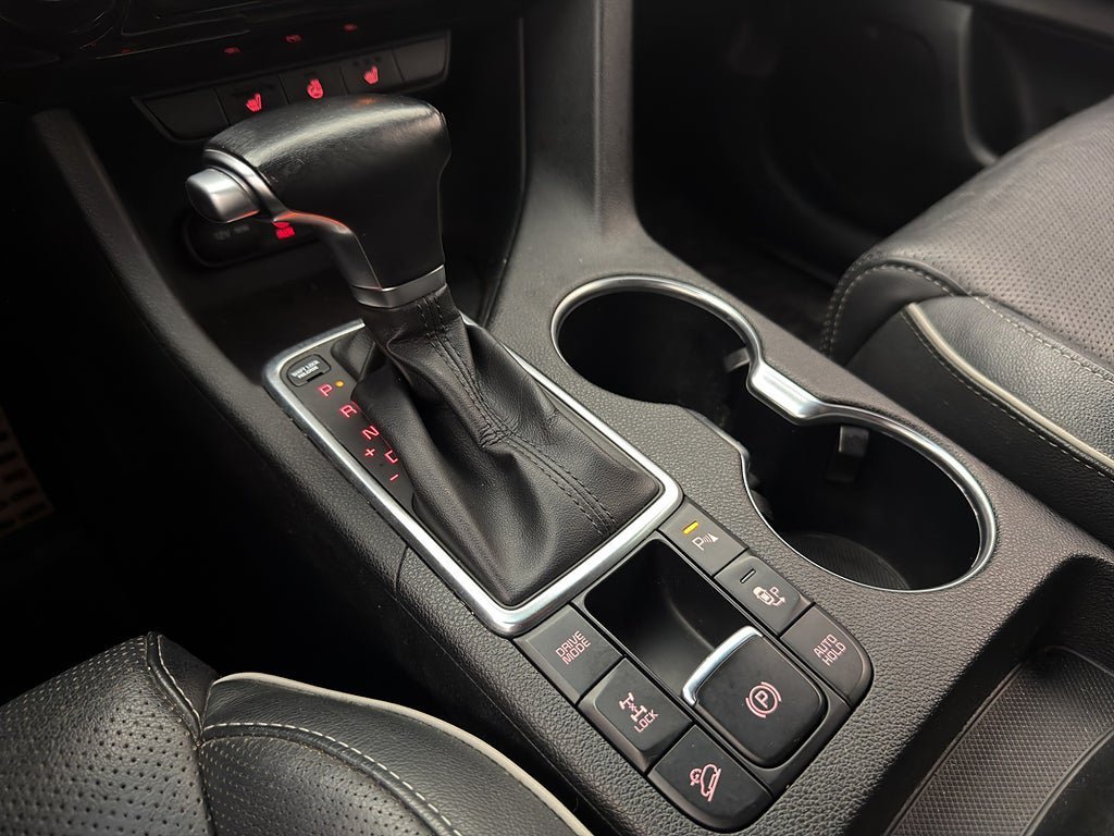 Vehicle Image 26