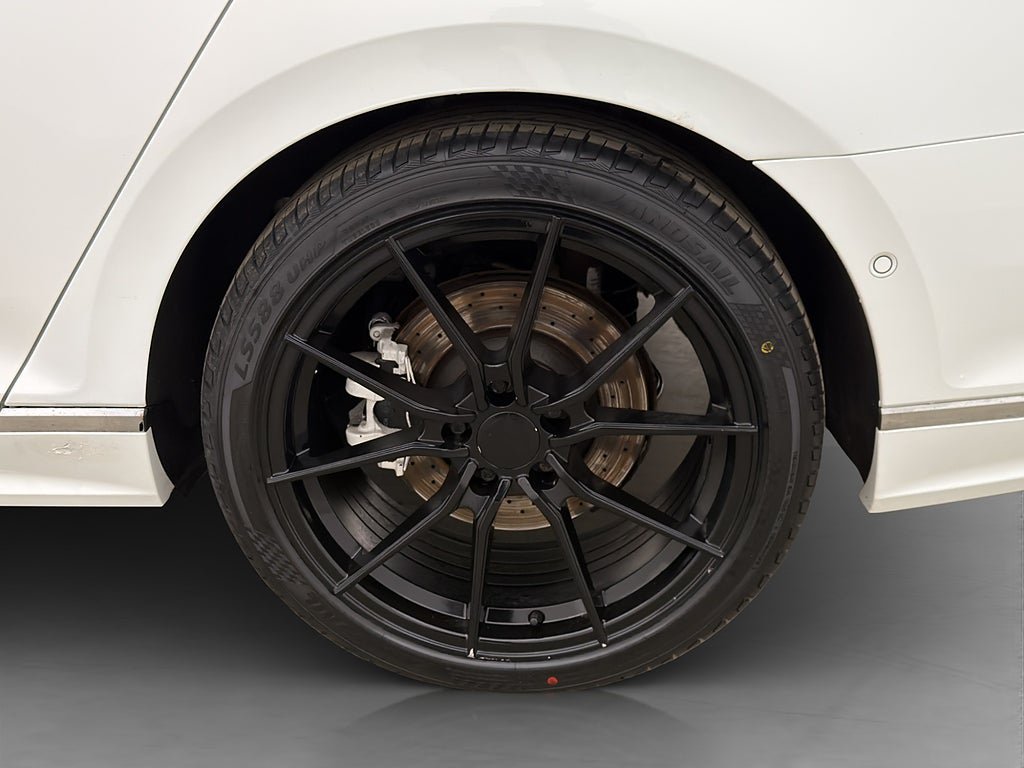 Vehicle Image 33