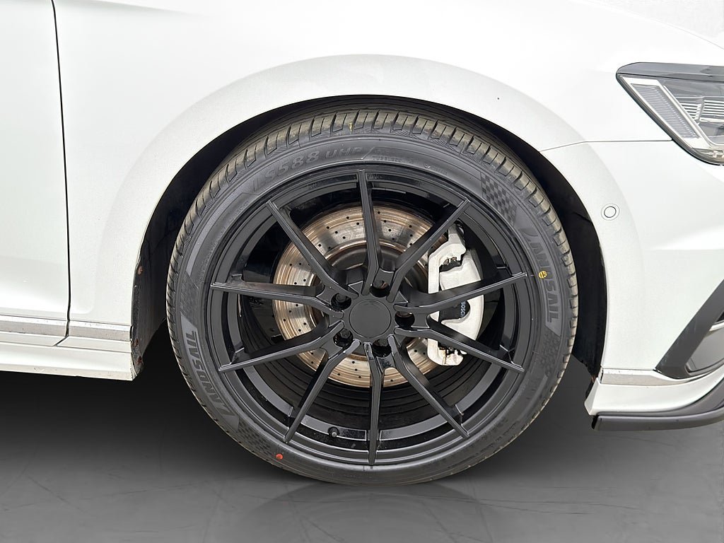 Vehicle Image 35