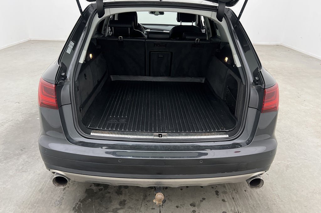 Vehicle Image 27