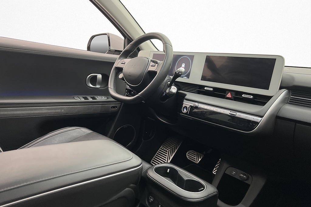Vehicle Image 23
