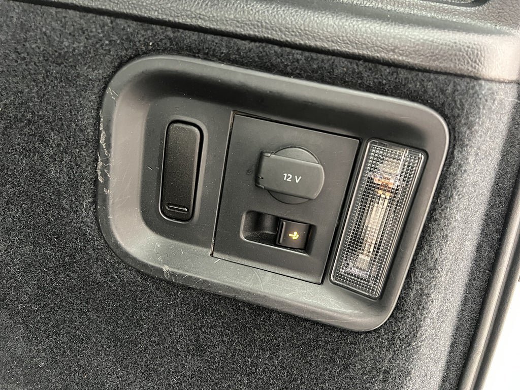 Vehicle Image 28