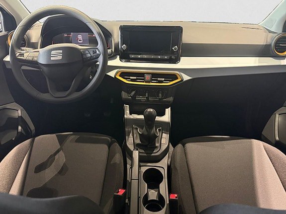 Vehicle Image 7