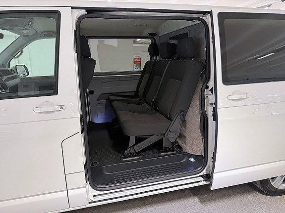 Vehicle Image 27