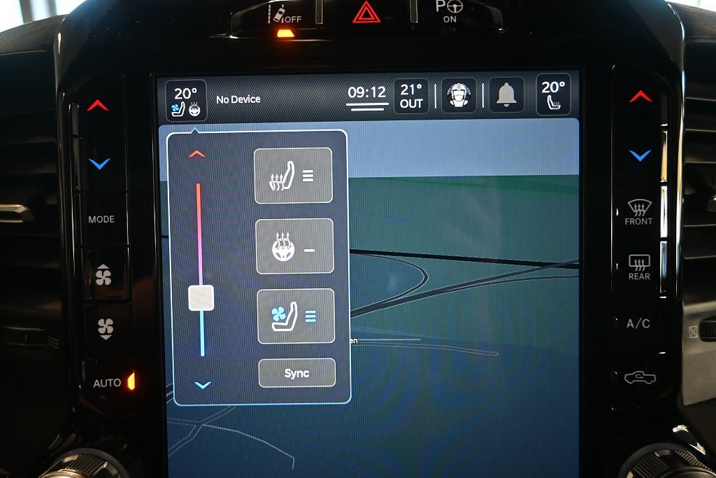 Vehicle Image 25